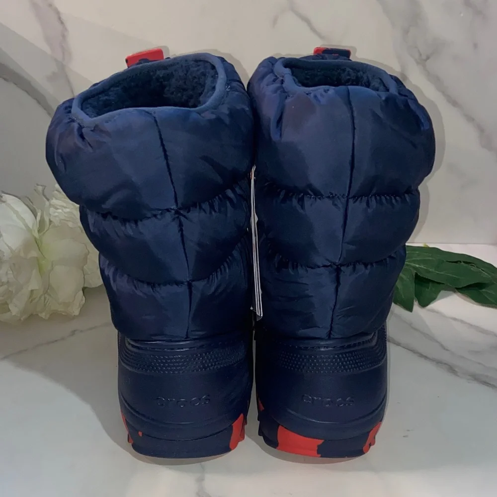 CROCS Classic Neo Puff Boots Kids Navy and Red Snow Boots two sizes available